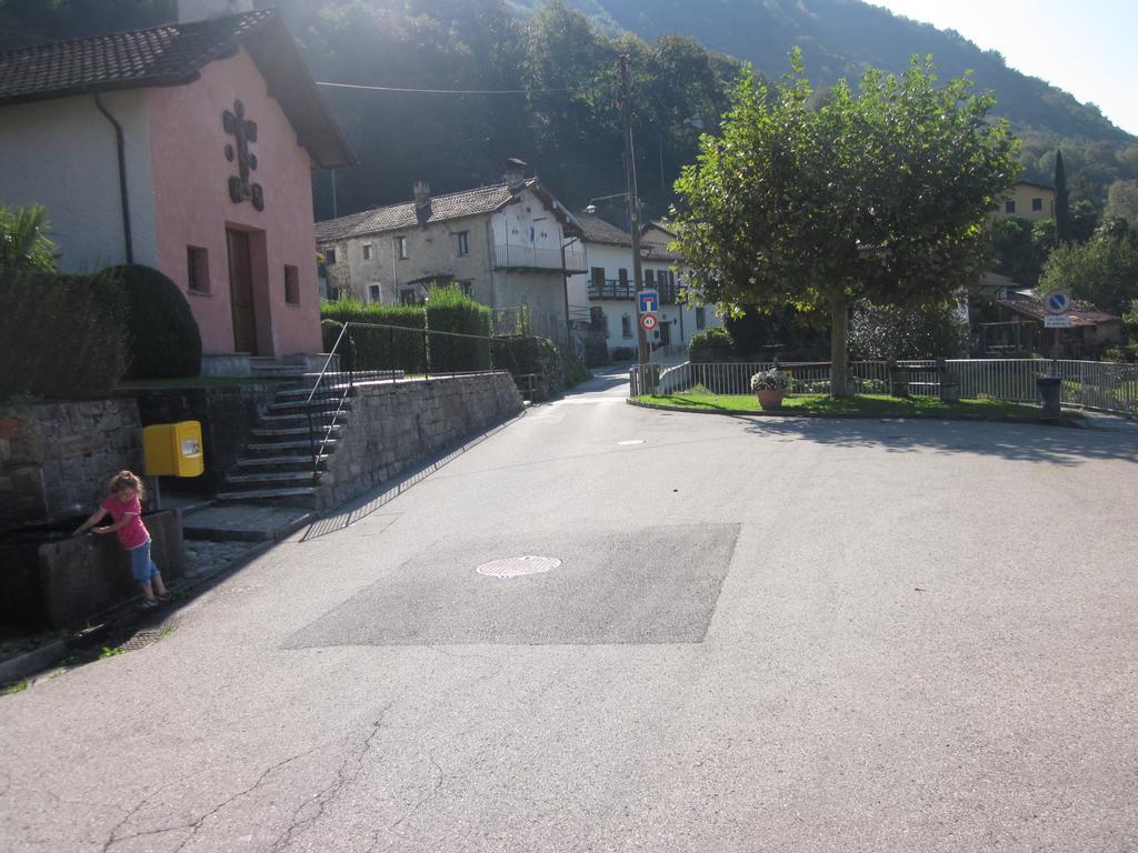 Ostello Orgnana Gambarogno Extérieur photo